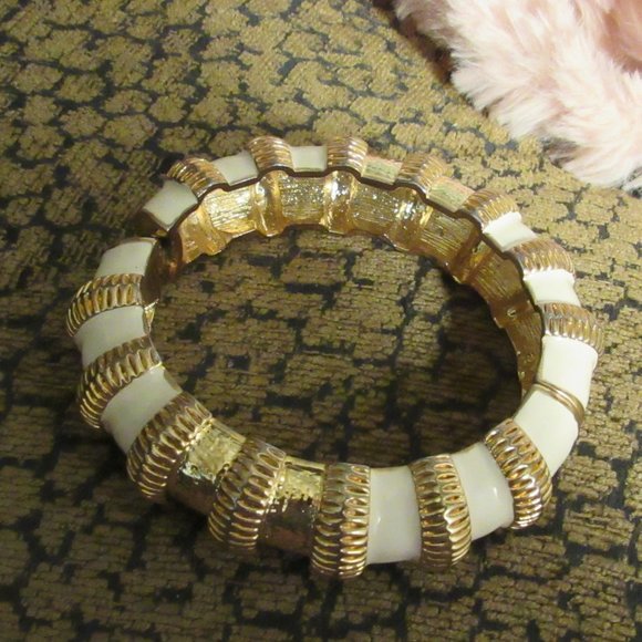 Vintage Enamel White and Goldtone Cuff Bracelet - Picture 2 of 7